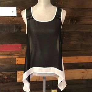 Tank top with buttoned back